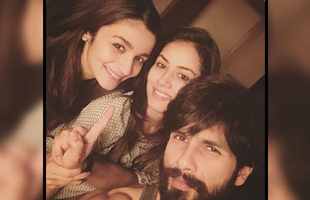 Shahid Kapoor’s Shaandaar Selfie With Mira Rajput And Alia Bhatt!