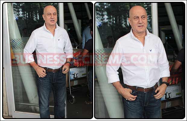 Anupam-Kher-Airport-Snapped