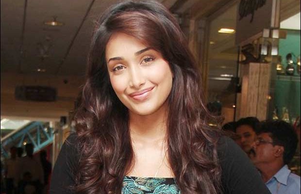 Actress Jiah Khan’s Missing Dupatta Found After 3 Years, Raises Questions!