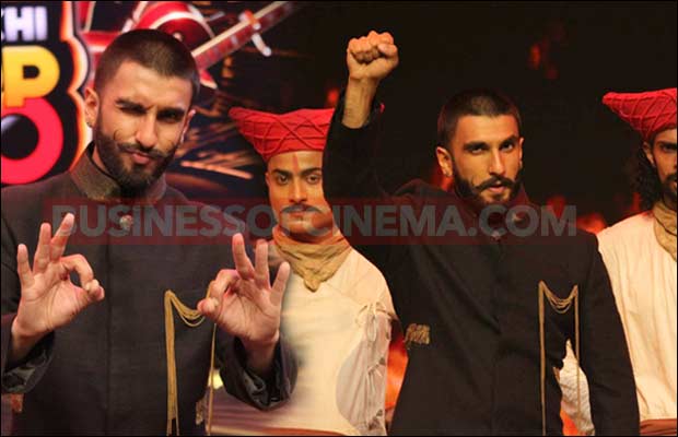 Photos: Ranveer Singh Promotes Bajirao Mastani By Dancing To Malhari!