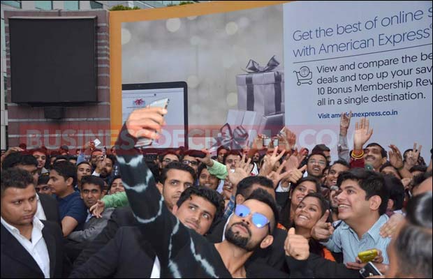 Photos: Virat Kohli Gets Thronged By Fans At Delhi!
