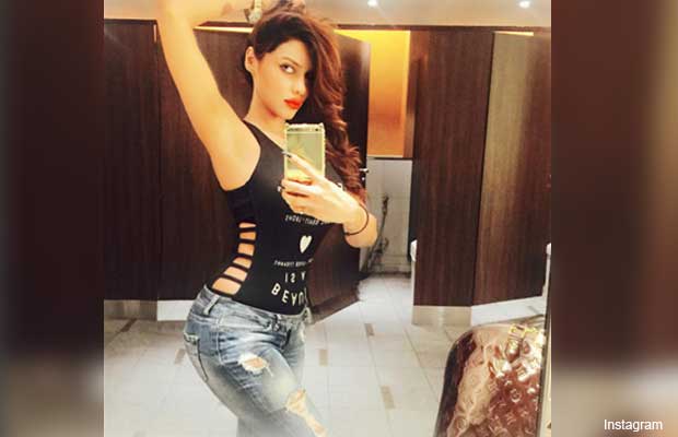Bigg Boss 9: Shocking Facts About 6th Wild Card Contestant Gisele Thakral