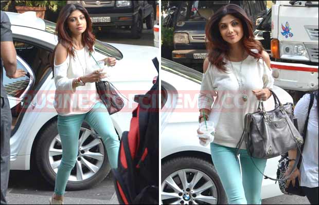 Photos: Shilpa Shetty Kundra Snapped Promoting Her Book!