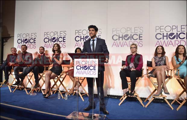 2016-Peoples-Choice-Awards-Nominations-Announcement-Photos-13
