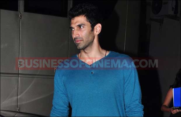 Aditya Roy Kapur Gets A Special Gift From Fan!