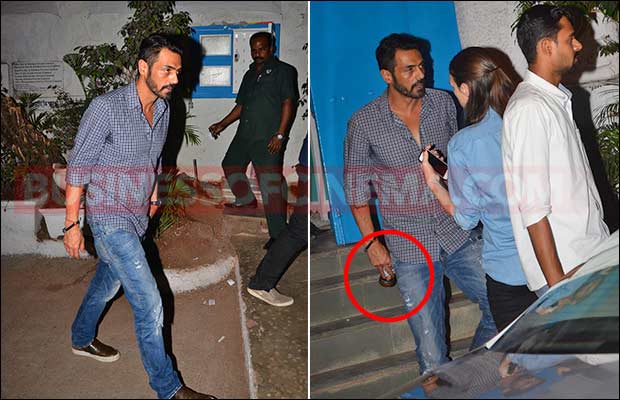 Photos: Drunk Arjun Rampal Tries To Hide His Alcohol Bottle!