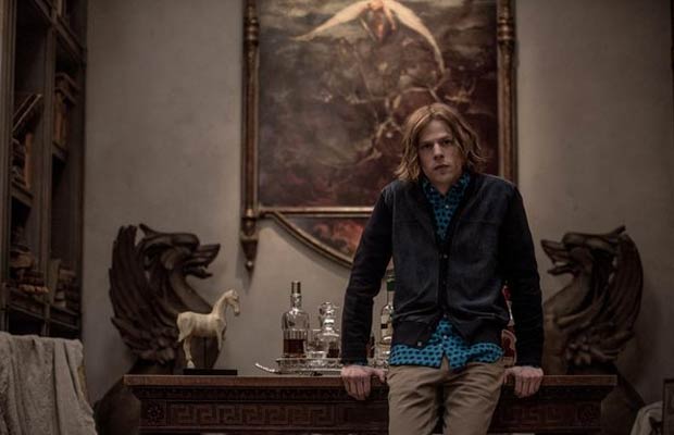 Batman V Superman Deleted Scene Features Lex Luthor And Raises Many Questions!