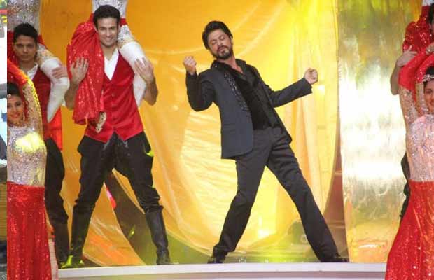 Leaked Video: Shah Rukh Khan’s Electrifying Dance Performance At TOIFA 2016