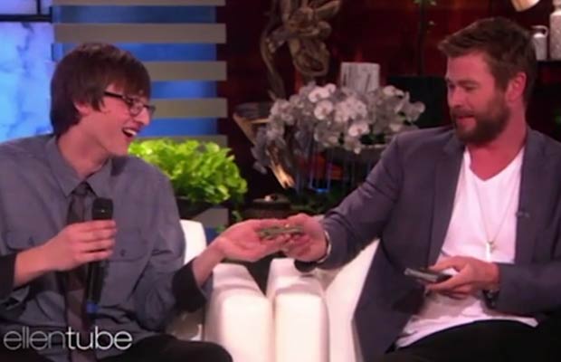 Teenager Gets Rewarded Whopping Amount For Returning Chris Hemsworth’s Lost Wallet