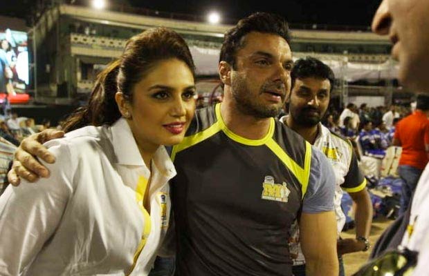 Huma Qureshi’s BANG ON Reply On Her Secret Affair With Sohail Khan!