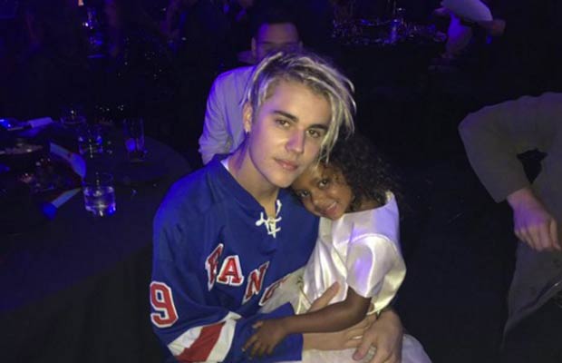 Justin Bieber Strikes An Adorable Pose With Spice Girl Mel B’s Youngest Daughter