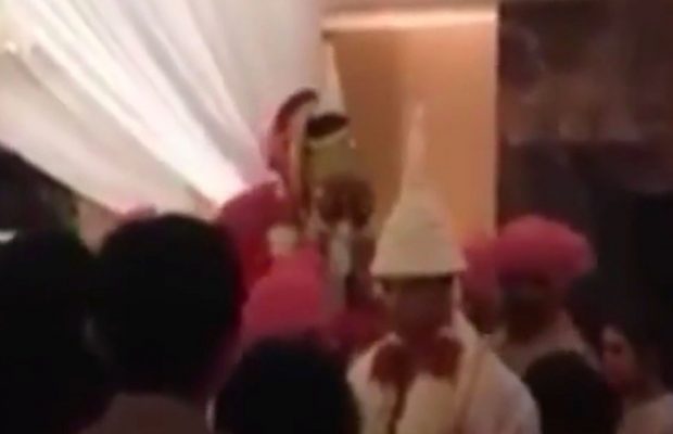 WATCH: Bipasha Basu And Karan Singh Grover Take Pheras At Their Bengali Style Wedding