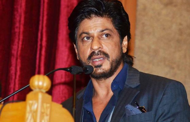 Watch: Shah Rukh Khan Looks Dapper At Saina NC’s Book Launch!