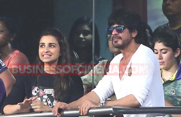 Photos: Shah Rukh Khan And Parineeti Chopra Enjoy KKR Match With A Candid Chat