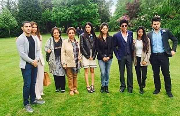 Why Did Aryan Khan Miss Out To Be Part Of This Khan-Nanda Family Pic?