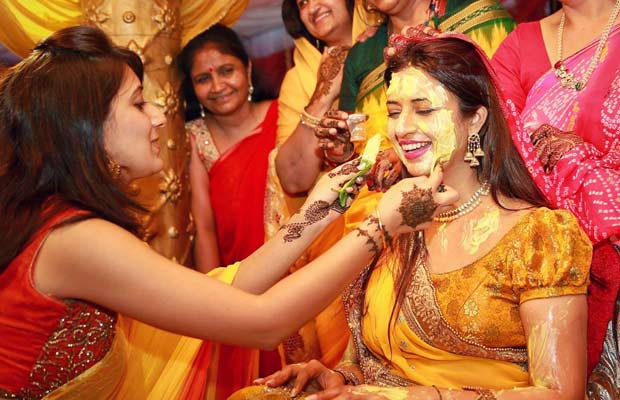 Photos: All Smiles For Bride-To-Be Divyanka Tripathi’s Haldi Ceremony