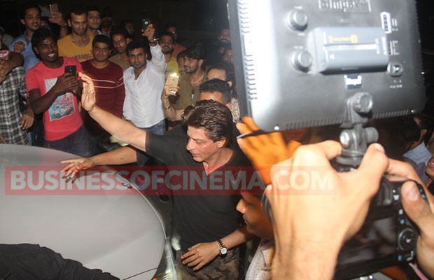 Shahrukh-Khan-Party-4