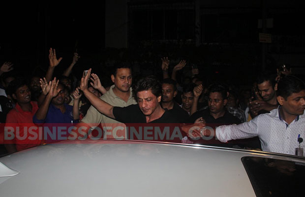 Shahrukh-Khan-Party-8
