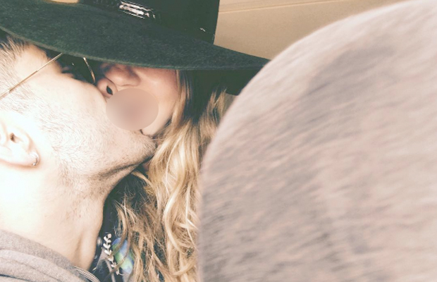 Love Alert: Zayn Malik And Gigi Hadid Prove They Are So Not Breaking Up In This Picture!