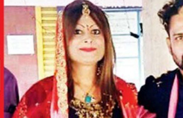 This Is What Bobby Darling Did Before Getting Married!