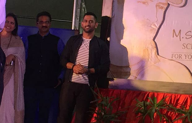 Photos: Mahendra Singh Dhoni Unveils MS Dhoni: The Untold Story Trailer In A Grand Way!