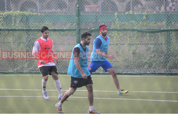 Ranbir-Kapoor-Soccer-Match-5