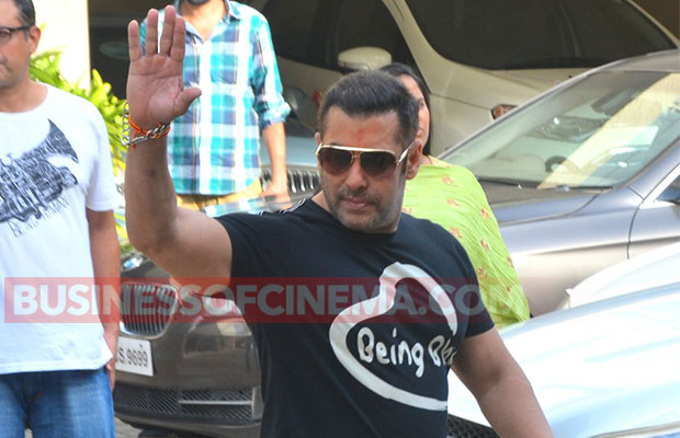Salman Khan Blocks Eid 2018- Details Revealed!