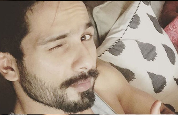 Look How Shahid Kapoor Is Chilling With His Mommy-To-Be Wife Mira Rajput Kapoor