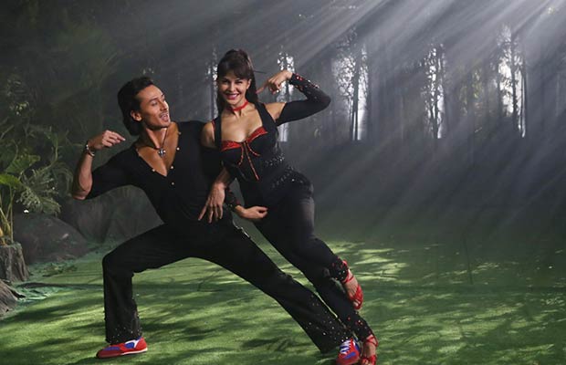 Get Up And Dance On The Tune Of Flying Jatt’s New Song – Beat Pe Booty