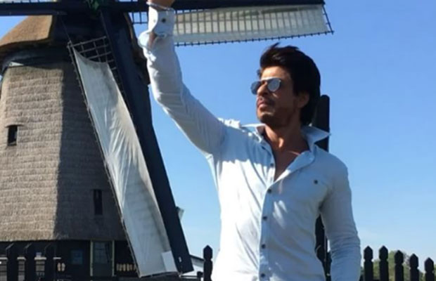 Watch: Shah Rukh Khan Just Did A Chhaiya Chhaiya Stint!