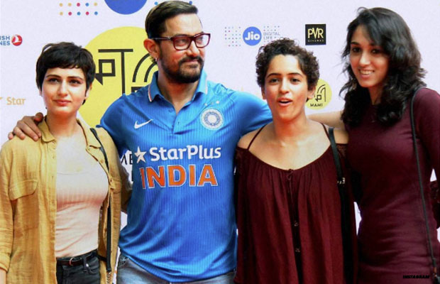 Aamir Khan Attends JIO MAMI 18th Mumbai Film Festival With His Reel And Real Life Daughters!