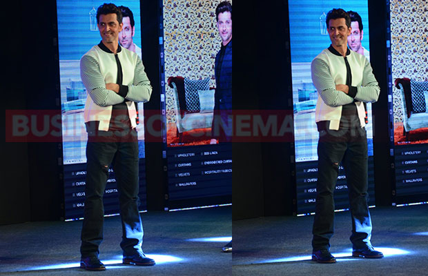 Photos: Hrithik Roshan Spotted During Furniture DCX Brand Promotion