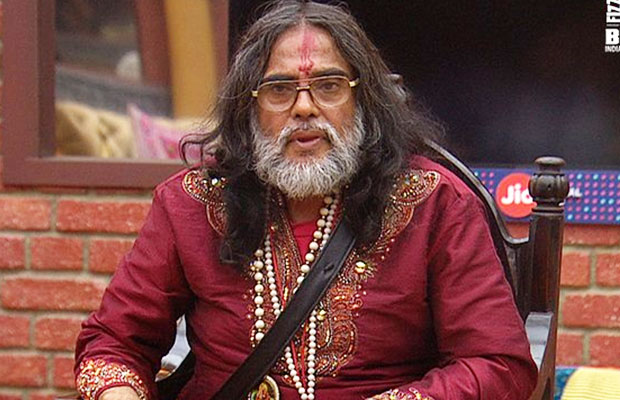 Watch: Bigg Boss 10 Om Swami Challenges Housemates