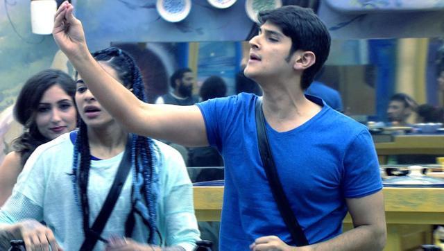 Exclusive Bigg Boss 10: Rohan Names Om Swami As Worst Performer And His Punishment Is Too Funny!