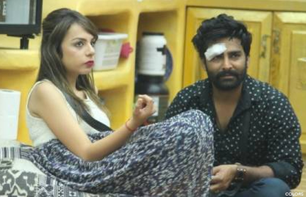 Bigg Boss 10: Did Nitibha And Manveer Sleep Together In The Same Bed?