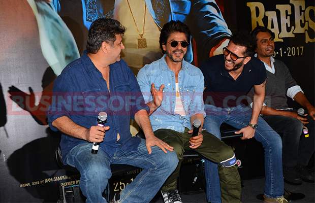 Watch: Shah Rukh Khan’s Funny Gujarati At Raees Trailer Launch