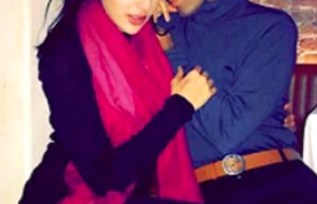 Saif Ali Khan’s Daughter Sara Ali Khan Gets Cozy On Instagram!