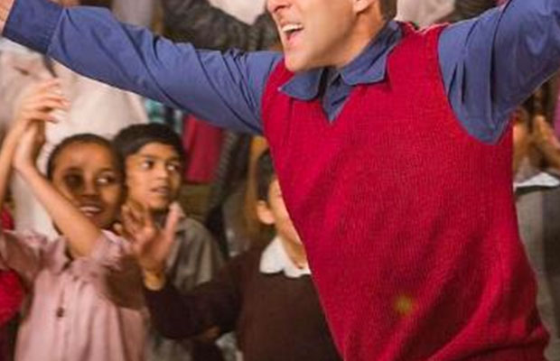 Salman Khan Latest Still From Tubelight Gives Us Happy Vibes