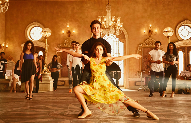 Hrithik Roshan Shows Off His Tango-Moves In Kaabil’s #MonAmour!