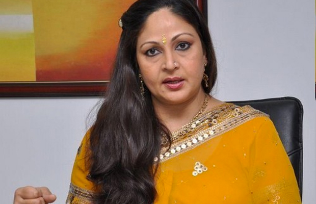 Rati Agnihotri And Her Husband Booked For Theft!
