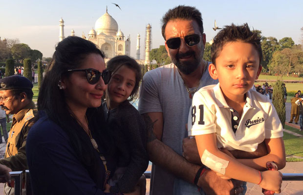 Here’s What Sanjay Dutt And Maanyata Dutt Did For Their Anniversary!