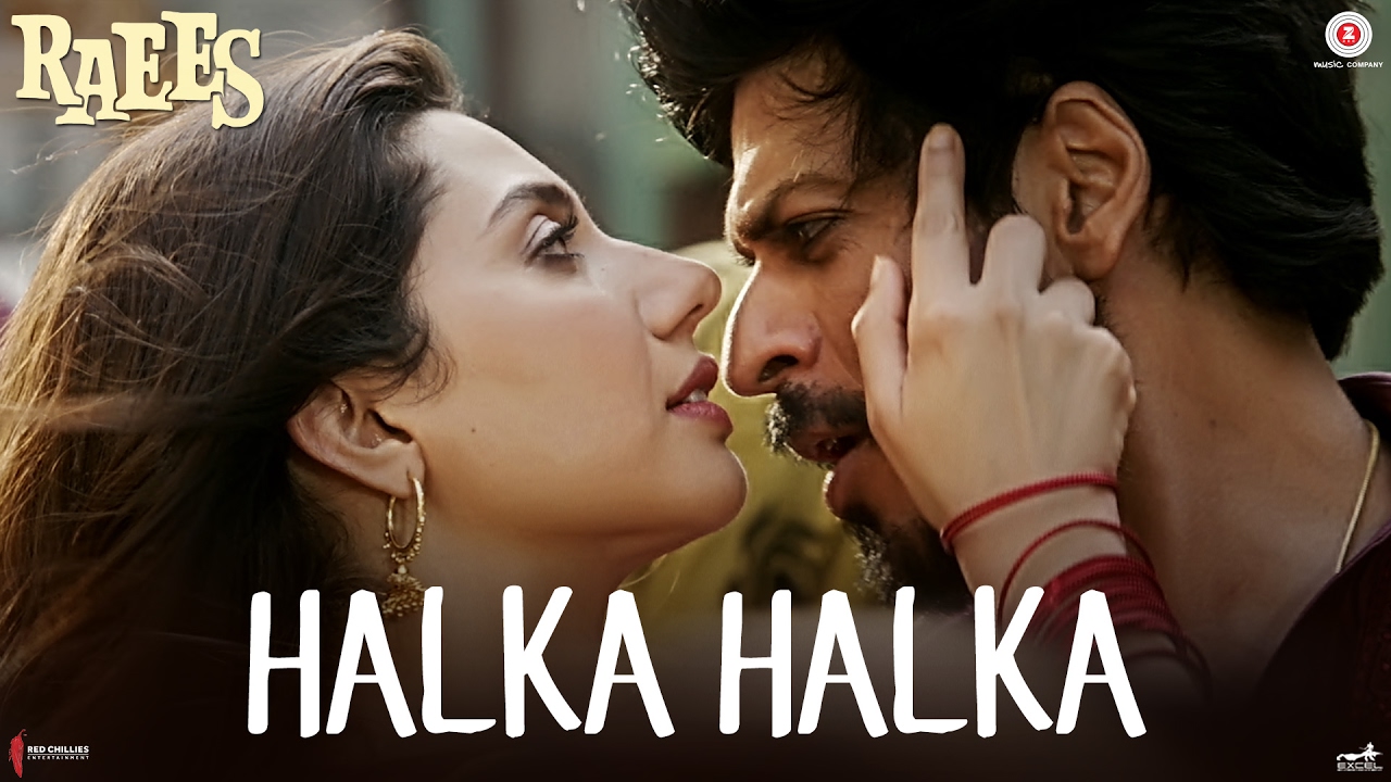 Watch: Shah Rukh Khan And Mahira Khan Sizzle In Halka Halka