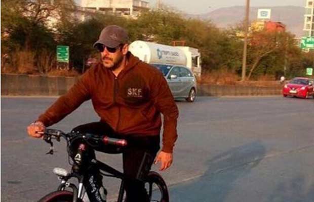 SPOTTED! Salman Khan Goes For A Spin In His Being Human Bicycle