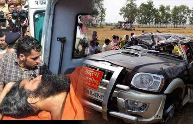 Here’s The Truth About Baba Ramdev’s Accident Pictures Going Viral