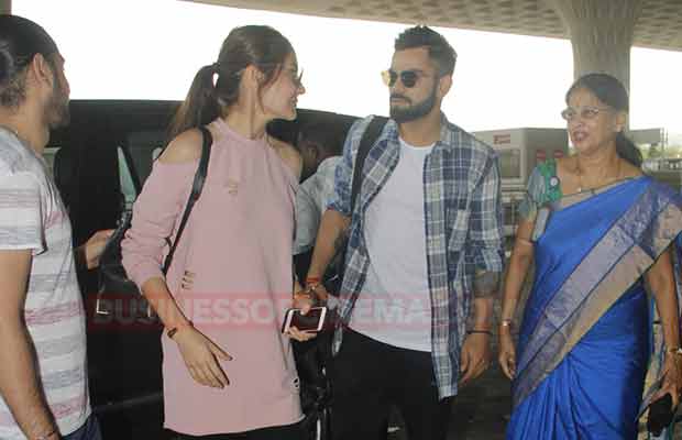 Spotted: Anushka Sharma Snapped With Beau Virat Kohli At The Airport!