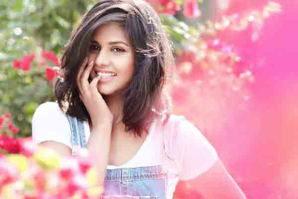 After Divorce With Shaleen Bhanot, TV Actress Daljiet Kaur Opens Up About Marrying Again!