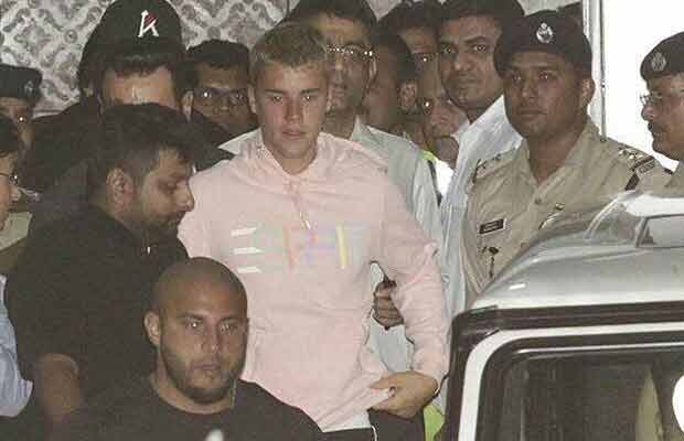 Just In Photos: Justin Bieber Arrives To Mumbai Amid Heavy Security, Fans Go Berserk!
