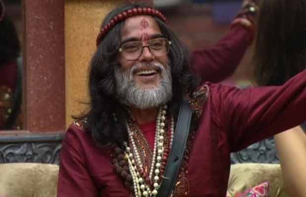 Video: Ex Bigg Boss Contestant Om Swami Enjoying A Lap Dance Is Just Horrible!