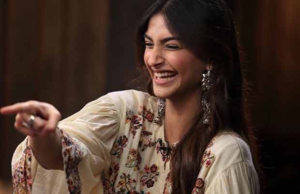 Sonam Kapoor BREAKS Silence On The Reports Of Dating Her Alleged Boyfriend Anand Ahuja On Famously Filmfare
