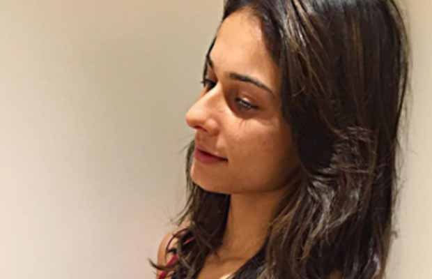 Here’s How People Body-shamed Beyhadh Actress Aneri Vajani For Posting This Picture in Lingerie
